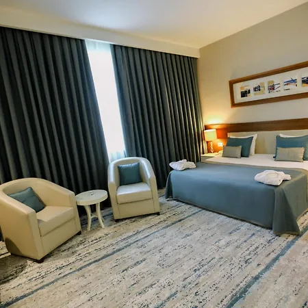 Hotel Baia 5*