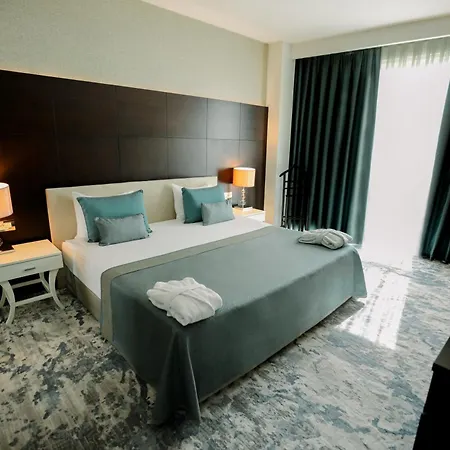 拜亚布尔萨酒店 伯萨